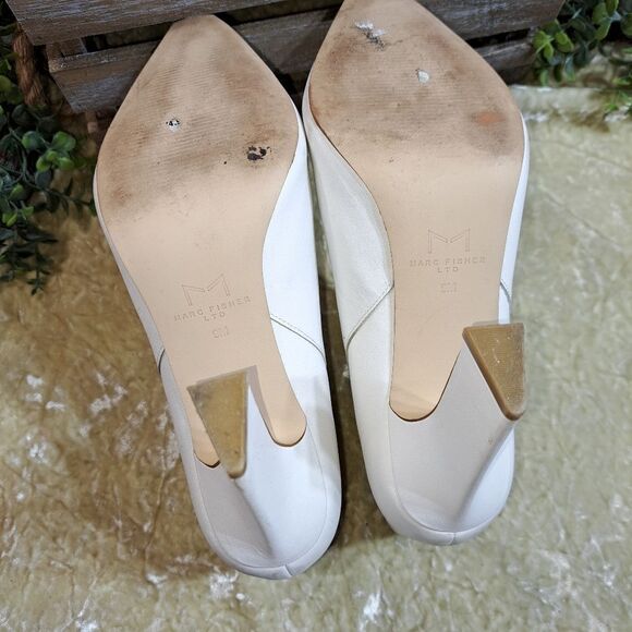 Marc Fisher Urmi Pointed Toe Bootie - Picture 12 of 12